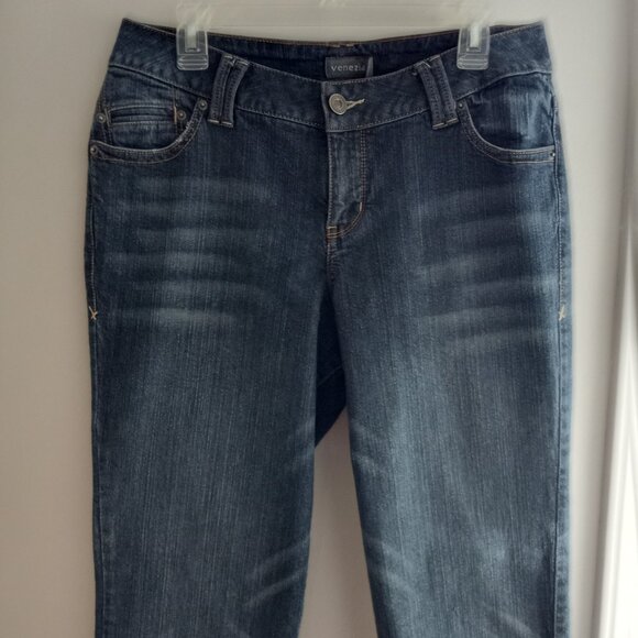 'Venezia' Straight Leg Jeans Size 1 Average = 14 EUC - Picture 2 of 12